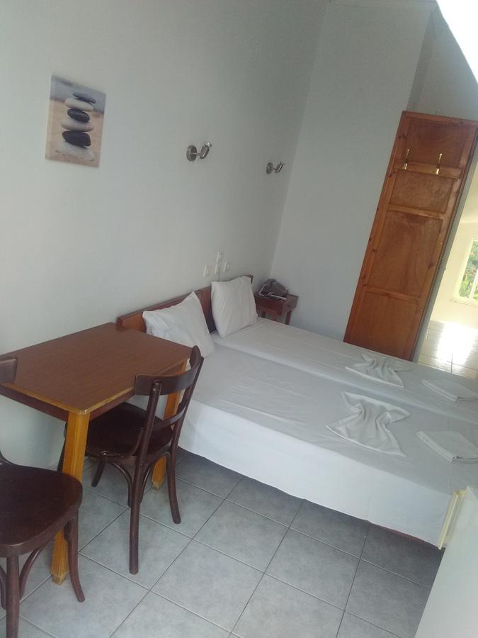Alina Classic Hotel Loutra Edipsou  Ngoại thất bức ảnh